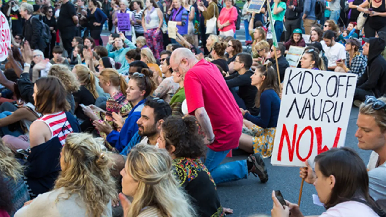 Asylum seeker children to leave Nauru