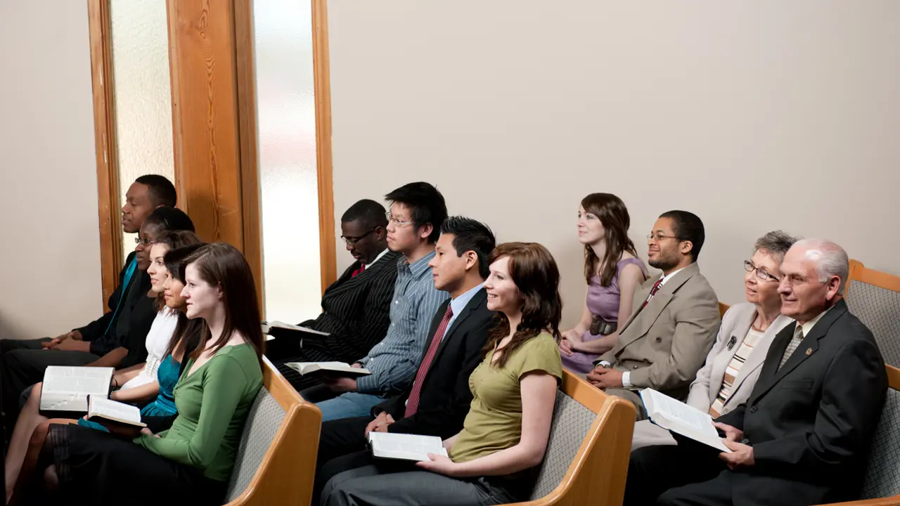 More American Christians ‘Church hopping’