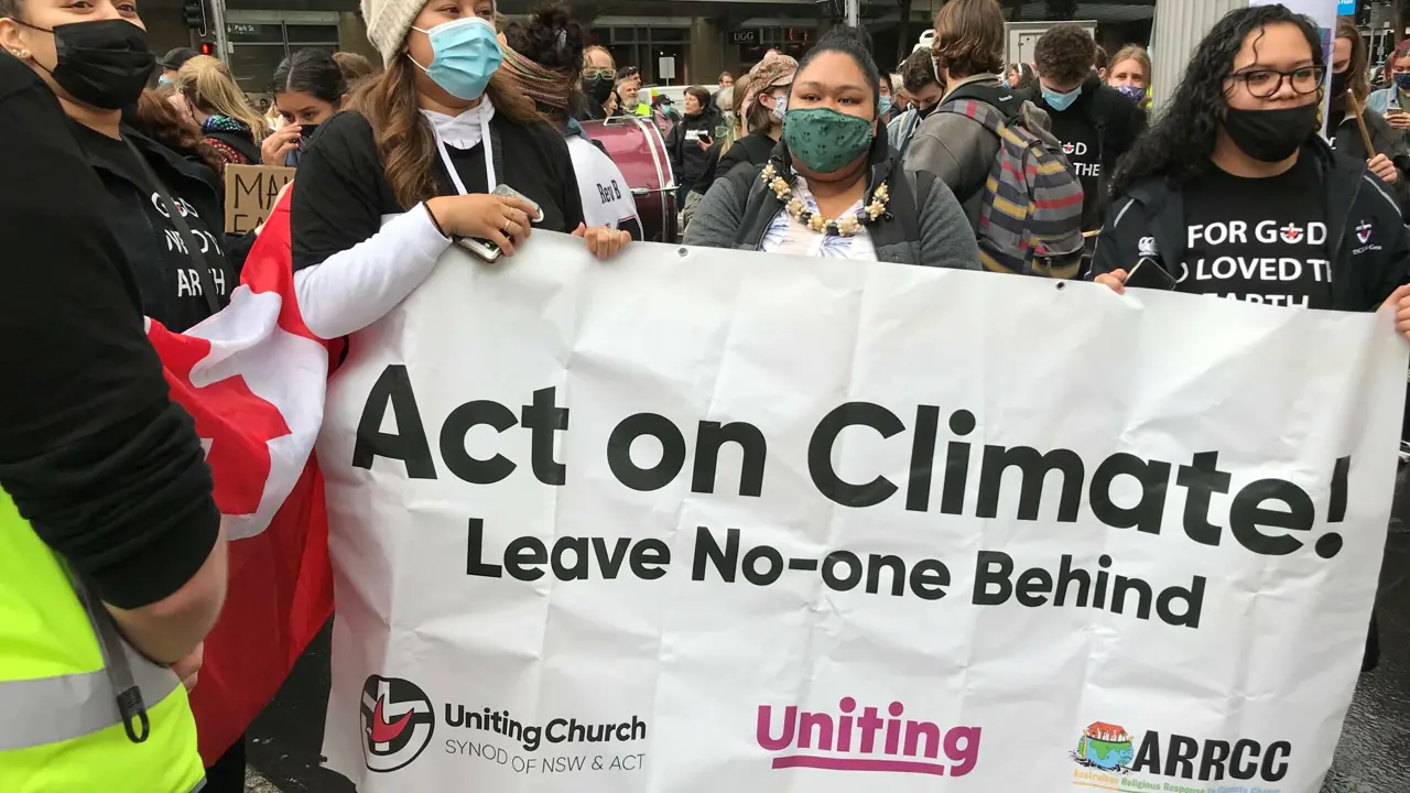 Calling political leaders to act on climate change