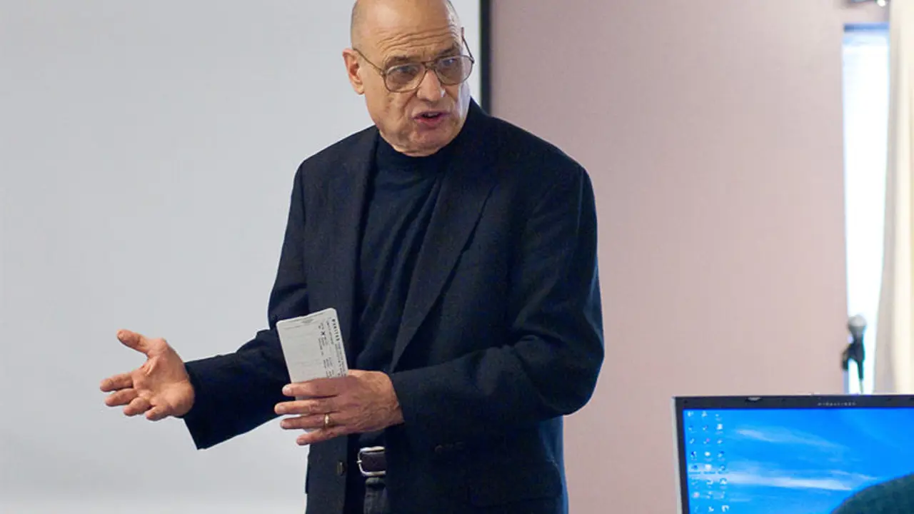 Tony Campolo suffers stroke