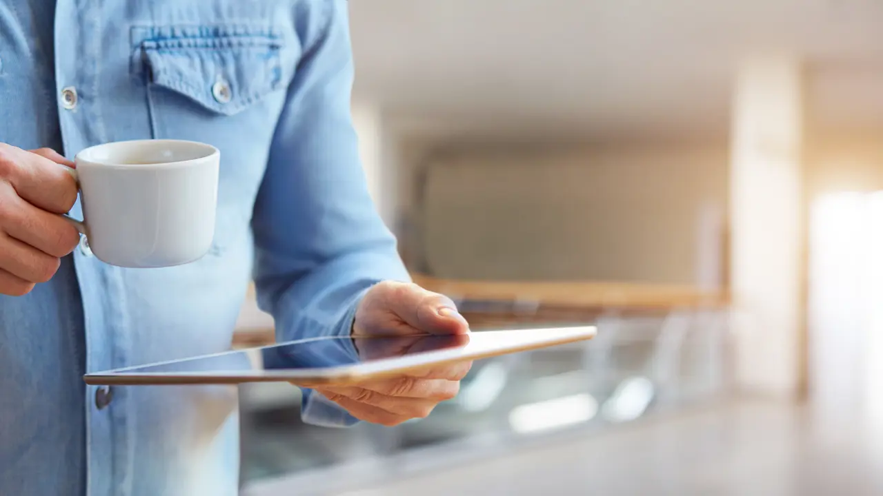Online Cafés to unite the scattered communities