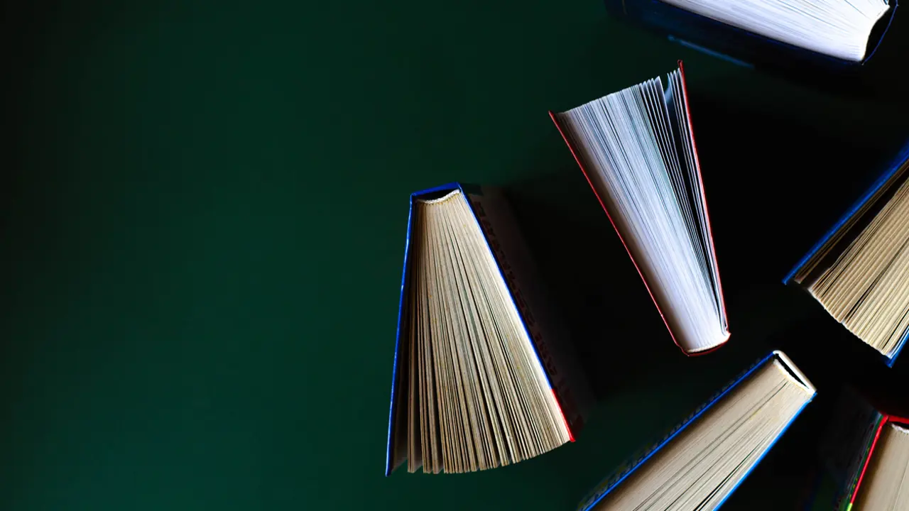 Glenbrook launches pop up book club