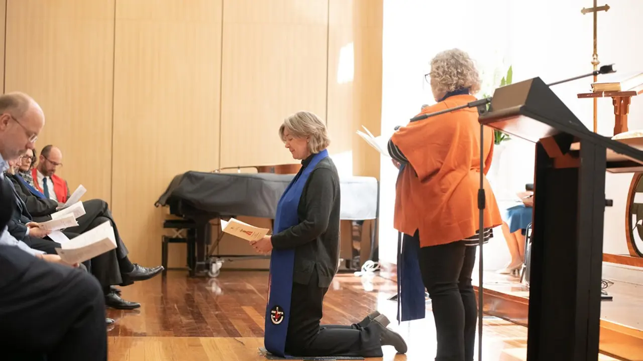 Dr Rosalie Clarke inducted as Kinross Wolaroi School Chaplain