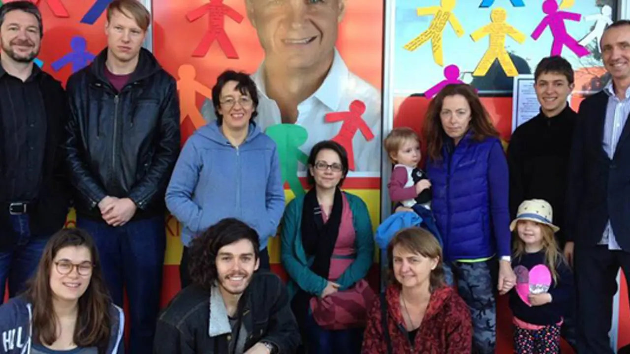 Paper dolls #BringThemHere